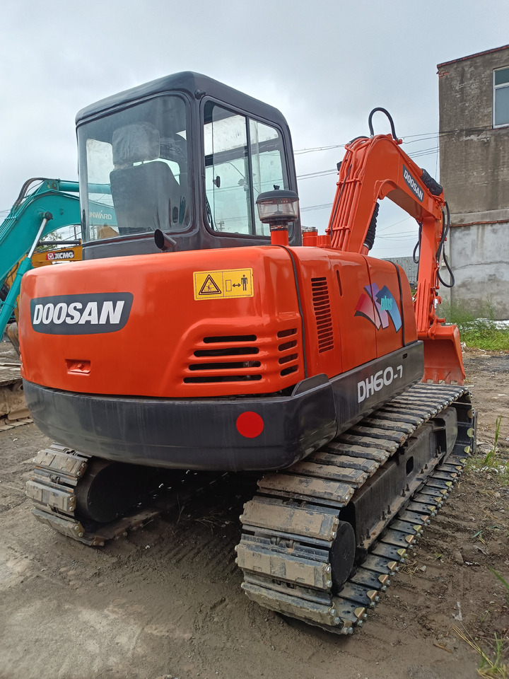 DOOSAN DH60-7 - Mini bager: slika 3 DOOSAN DH60-7 - Mini bager: slika 3