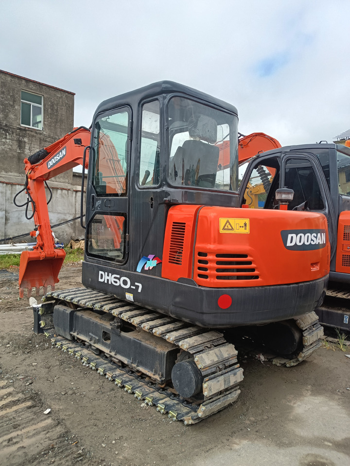DOOSAN DH60-7 - Mini bager: slika 4 DOOSAN DH60-7 - Mini bager: slika 4