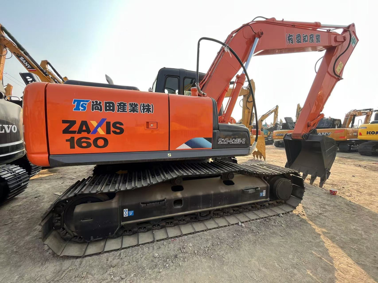 HITACHI ZX160 - Bager guseničar: slika 1 HITACHI ZX160 - Bager guseničar: slika 1