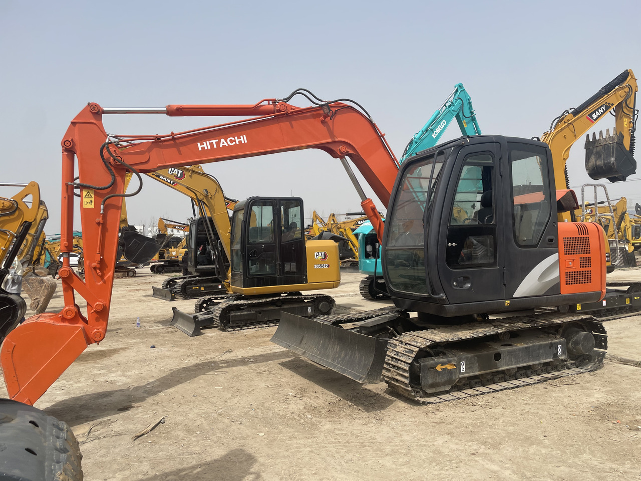 Hitachi ZX 70 - Bager guseničar: slika 4 Hitachi ZX 70 - Bager guseničar: slika 4