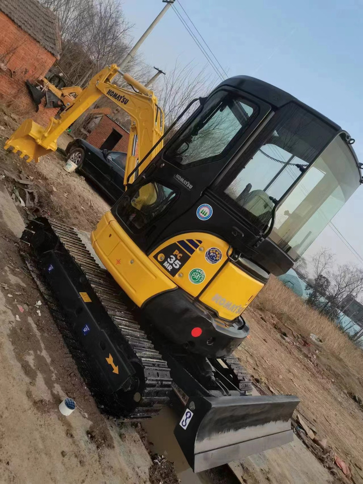 KOMATSU PC 35 MR - Mini bager: slika 2 KOMATSU PC 35 MR - Mini bager: slika 2