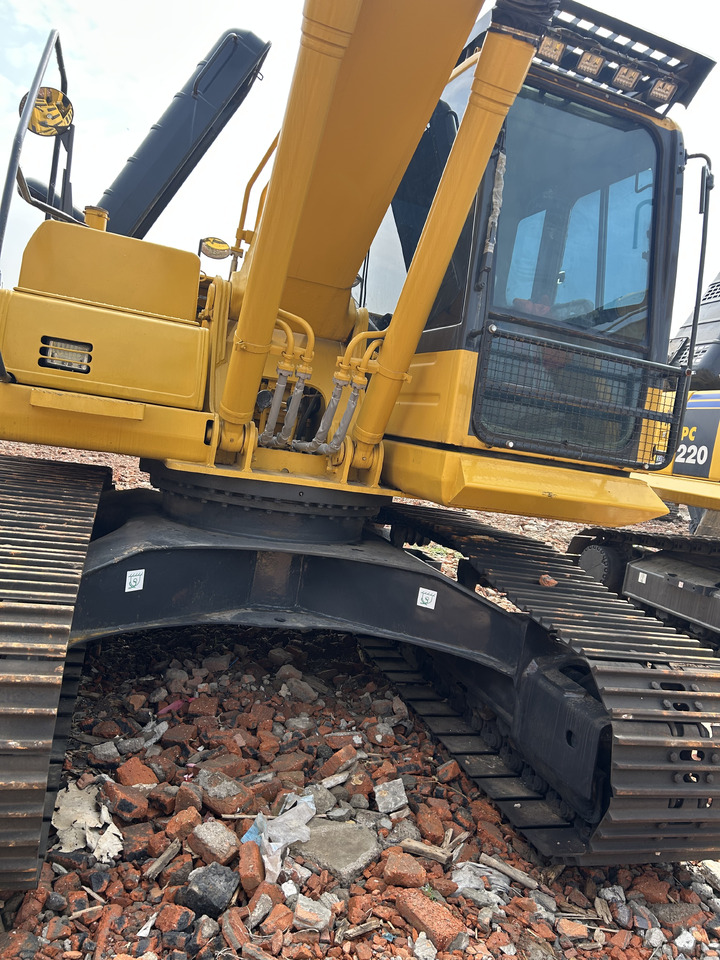 Komatsu PC 200-8 - Bager guseničar: slika 3 Komatsu PC 200-8 - Bager guseničar: slika 3