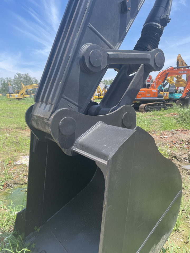 VOLVO EC240 - Bager guseničar: slika 4 VOLVO EC240 - Bager guseničar: slika 4