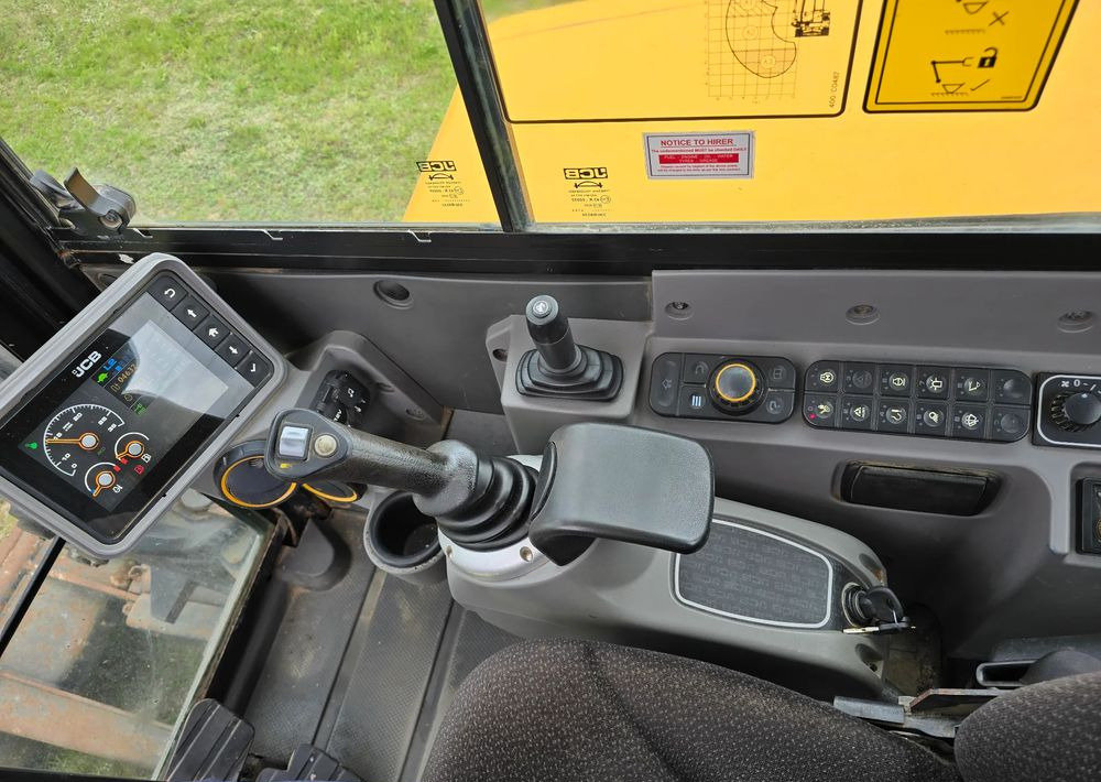 JCB - Bager guseničar: slika 5 JCB - Bager guseničar: slika 5