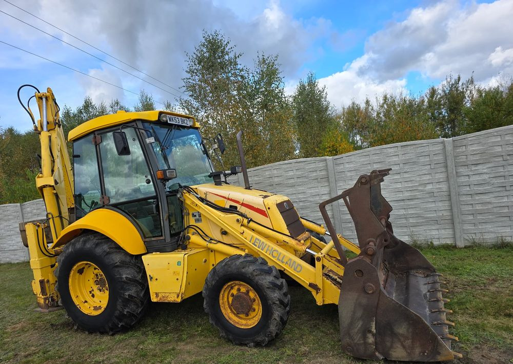 New Holland - Bager utovarivač: slika 2 New Holland - Bager utovarivač: slika 2