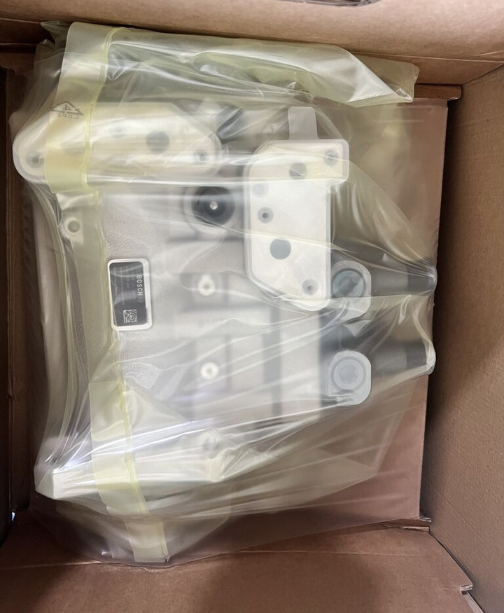 Bosch 2024 for Bosch Mercedes Trucks - Pumpa za gorivo za Kamion: slika 4 Bosch 2024 for Bosch Mercedes Trucks - Pumpa za gorivo za Kamion: slika 4