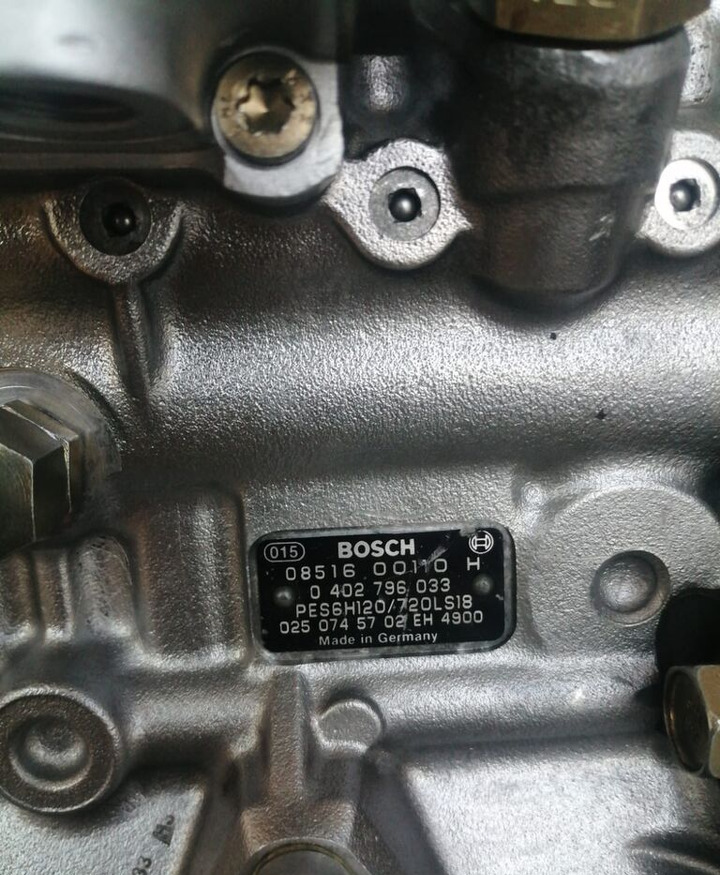 Bosch EXCHANGE A0250745702 Mercedes-Benz . truck - Pumpa za gorivo za Kamion: slika 3 Bosch EXCHANGE A0250745702 Mercedes-Benz . truck - Pumpa za gorivo za Kamion: slika 3