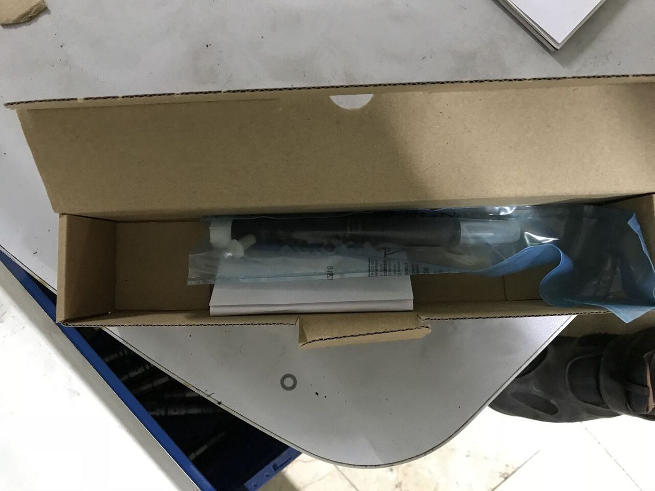 Delphi 28237259  for Renault RENAULT camper - Ubrizgač za Kamper: slika 1 Delphi 28237259  for Renault RENAULT camper - Ubrizgač za Kamper: slika 1