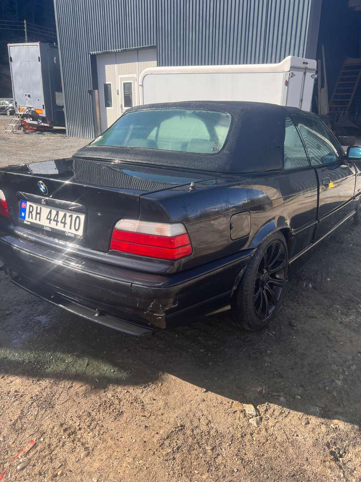 1994 BMW 318i/320i cab - Automobil: slika 2 1994 BMW 318i/320i cab - Automobil: slika 2