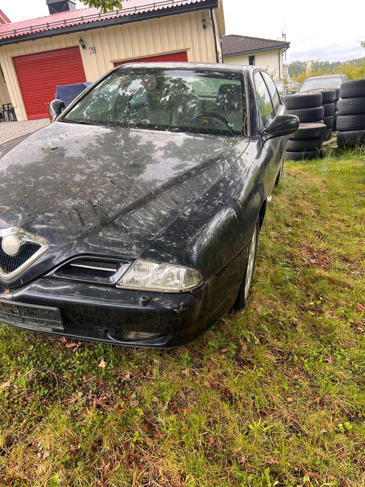 1999 Alfa Romeo 166 - Limuzina: slika 2 1999 Alfa Romeo 166 - Limuzina: slika 2