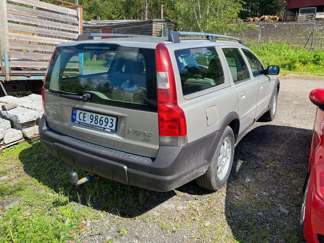 2001 Volvo XC70 EU-GODKJENT (rep.-objekt) - Automobil: slika 5 2001 Volvo XC70 EU-GODKJENT (rep.-objekt) - Automobil: slika 5