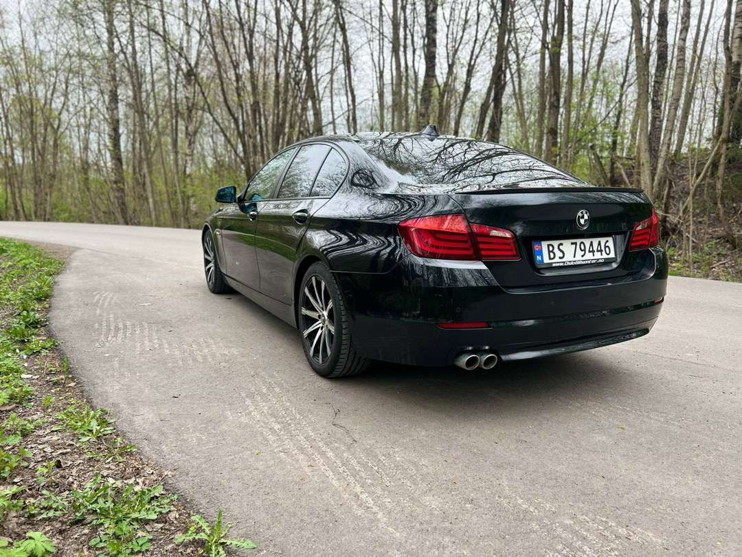 2011 BMW 520D TOATAL BLACK EDITION - EU-GODKJENT NYLIG! - Automobil: slika 3 2011 BMW 520D TOATAL BLACK EDITION - EU-GODKJENT NYLIG! - Automobil: slika 3