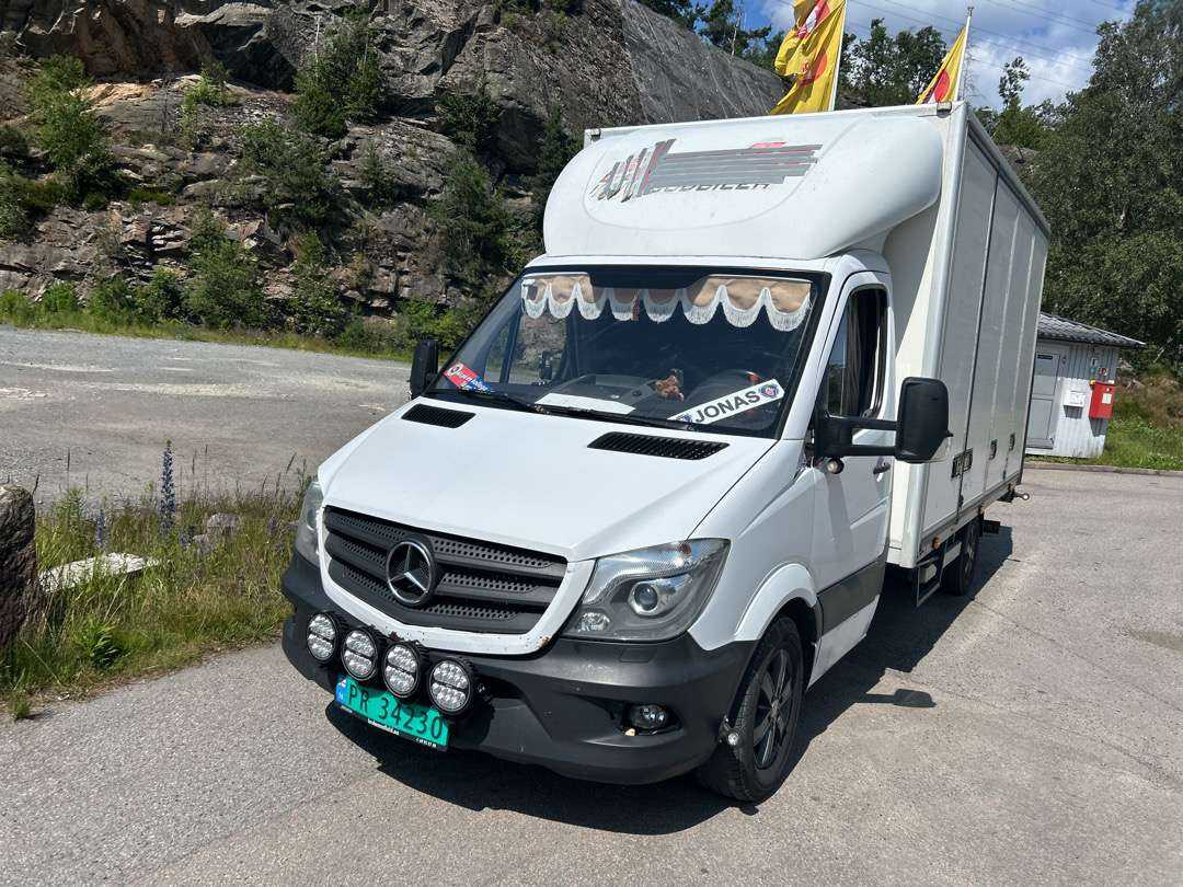 2015 Skapbil Mercedes-Benz EU-godkjent - Dostavno vozilo sa zatvorenim sandukom: slika 1 2015 Skapbil Mercedes-Benz EU-godkjent - Dostavno vozilo sa zatvorenim sandukom: slika 1