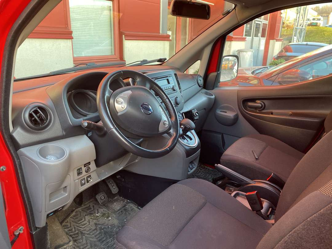 2017 Varebil Nissan NV200 (EU-GODKJENT) - Mali kombi, Električno dostavno vozilo: slika 5 2017 Varebil Nissan NV200 (EU-GODKJENT) - Mali kombi, Električno dostavno vozilo: slika 5