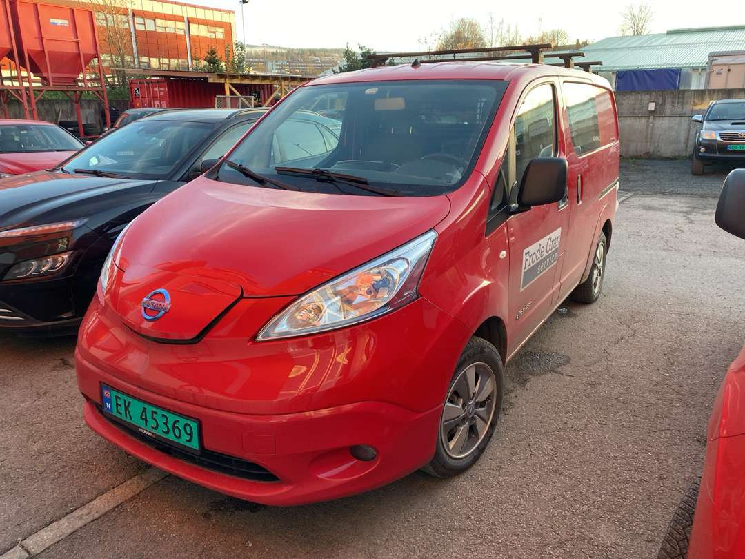 2017 Varebil Nissan NV200 (EU-GODKJENT) - Mali kombi, Električno dostavno vozilo: slika 1 2017 Varebil Nissan NV200 (EU-GODKJENT) - Mali kombi, Električno dostavno vozilo: slika 1