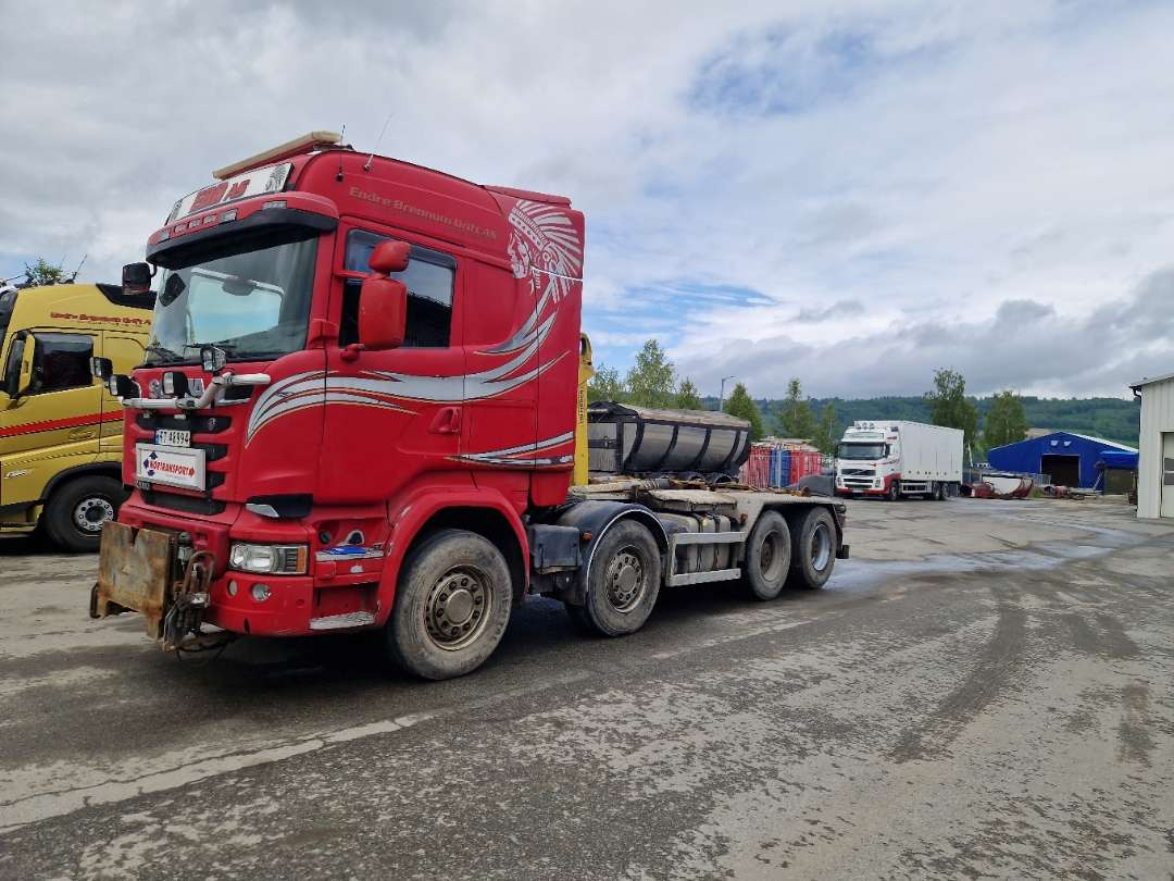 Scania R580 Brøytebil med sideplog og hydraulisk saltsystem - Kamion sa hidrauličnom kukom: slika 2 Scania R580 Brøytebil med sideplog og hydraulisk saltsystem - Kamion sa hidrauličnom kukom: slika 2
