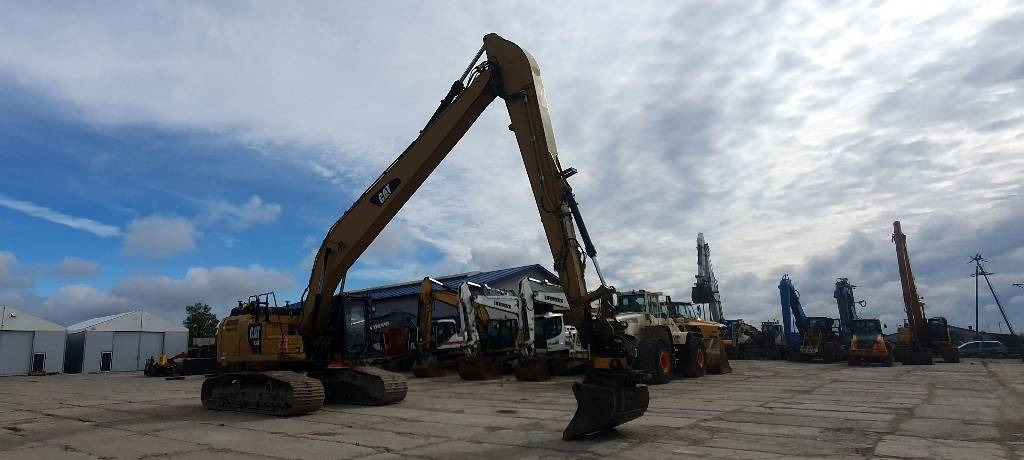 CAT 330 FLN - Bager: slika 1 CAT 330 FLN - Bager: slika 1