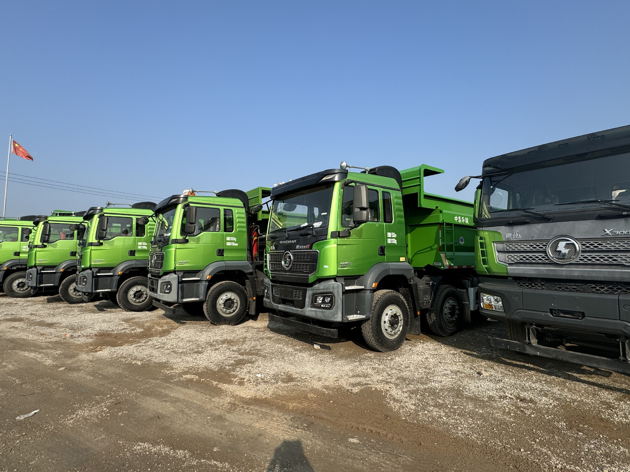 SHACMAN GT - Istovarivač: slika 2 SHACMAN GT - Istovarivač: slika 2