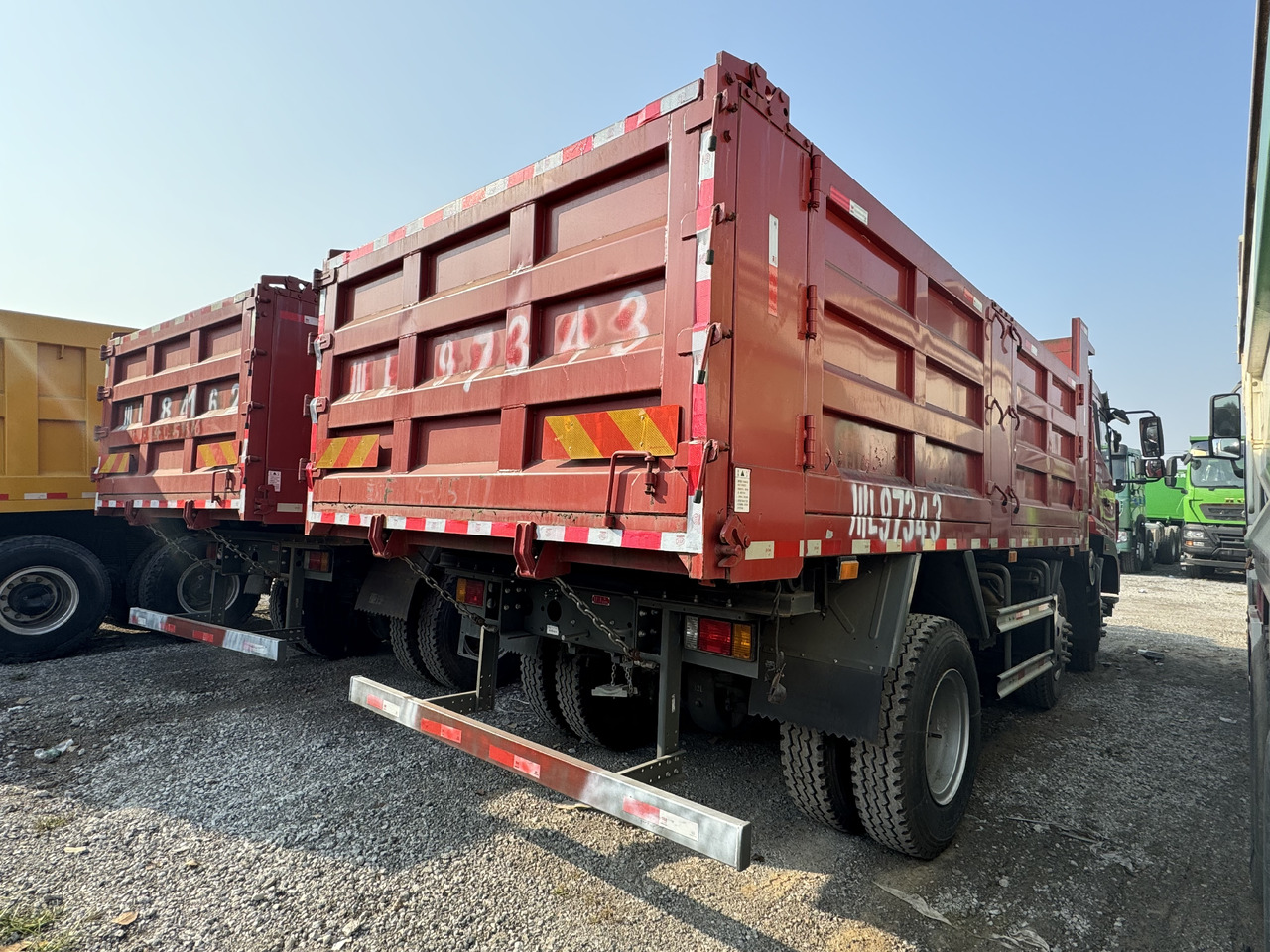 SINOTRUCK HOWO  - Istovarivač: slika 5 SINOTRUCK HOWO  - Istovarivač: slika 5