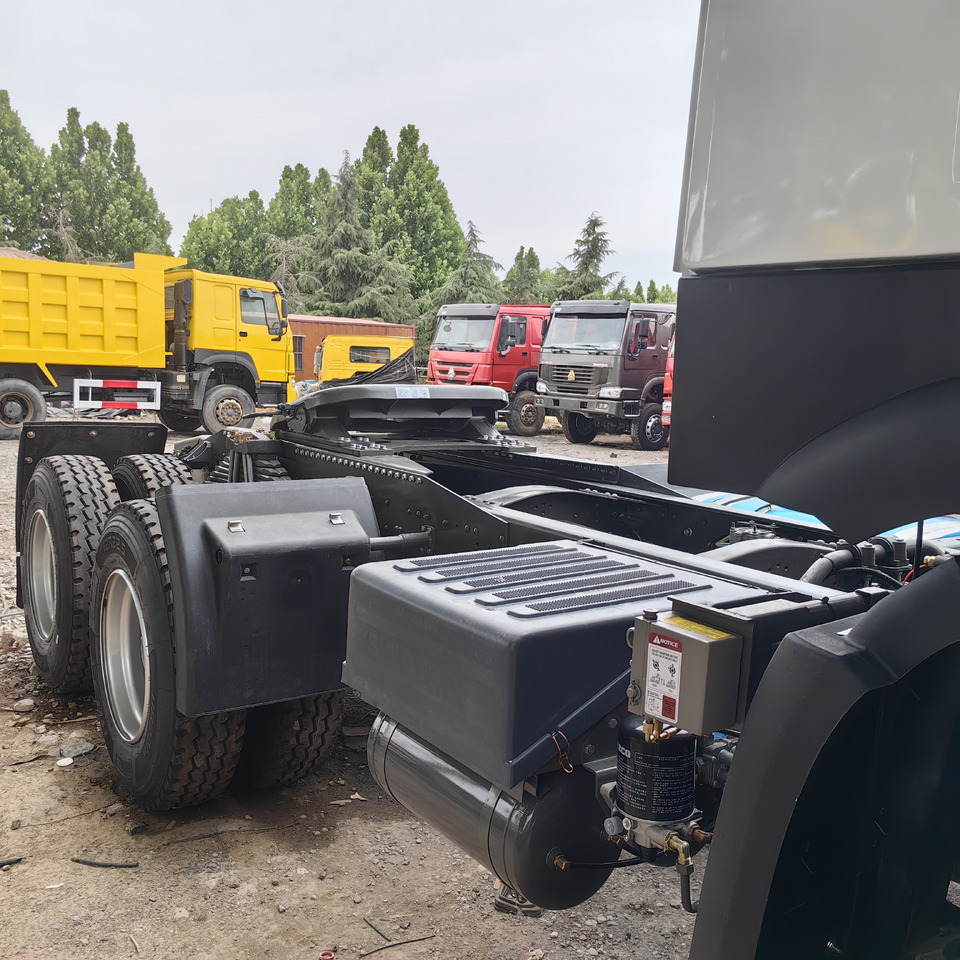 Howo tractor - Tegljač: slika 4 Howo tractor - Tegljač: slika 4