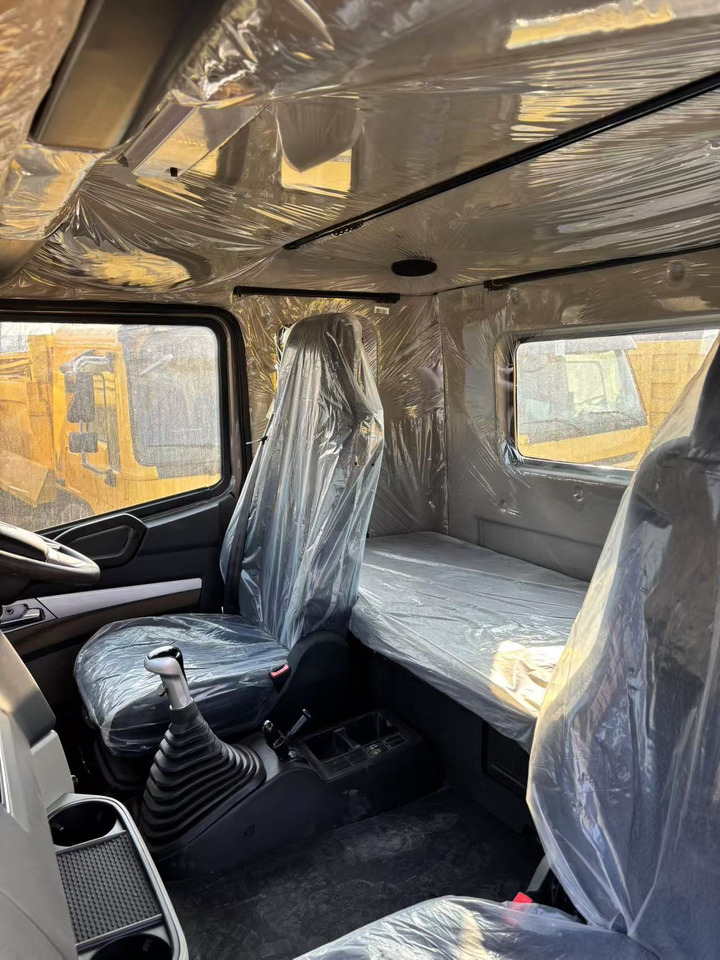 SINOTRUCK HOWO - Tegljač: slika 3 SINOTRUCK HOWO - Tegljač: slika 3