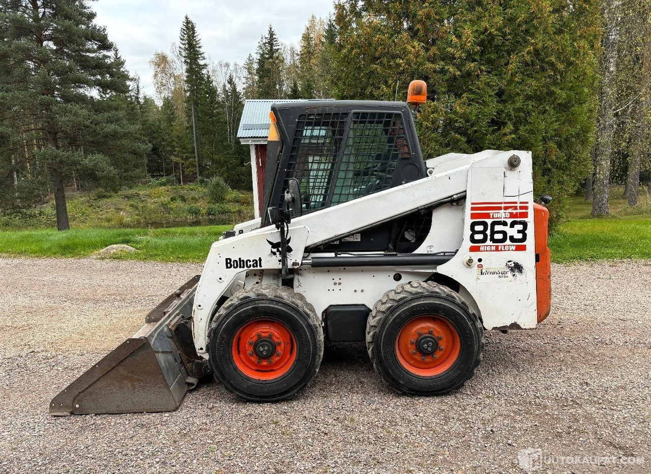 Bobcat 863, 2001, 2.7 l, 5120h, Askola - Mini utovarivač: slika 2 Bobcat 863, 2001, 2.7 l, 5120h, Askola - Mini utovarivač: slika 2