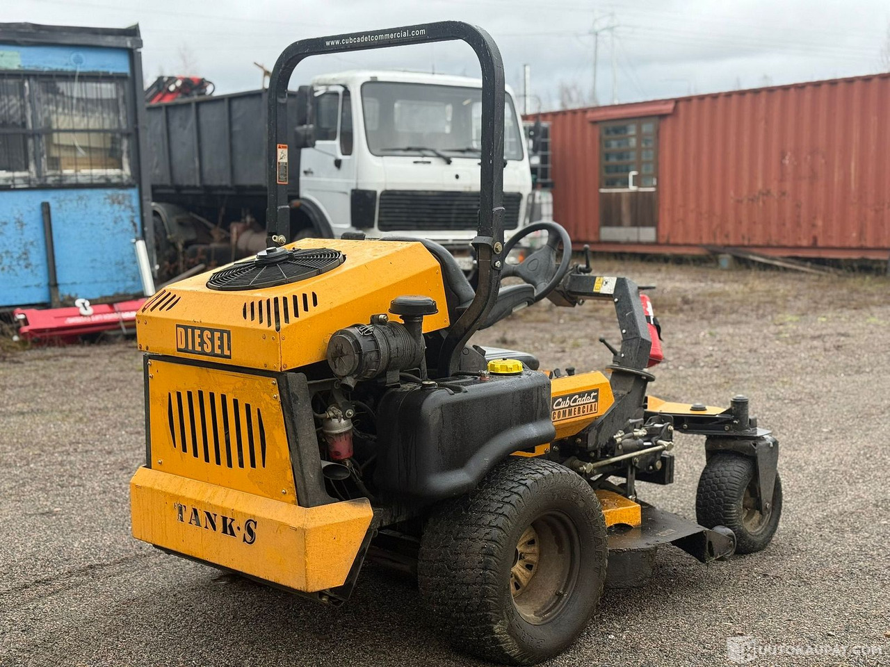 Cub Cadet 6032 TANK suurteholeikkuri Dieselmoottorilla!, Jyväskylä - Baštenska kosačica: slika 4 Cub Cadet 6032 TANK suurteholeikkuri Dieselmoottorilla!, Jyväskylä - Baštenska kosačica: slika 4