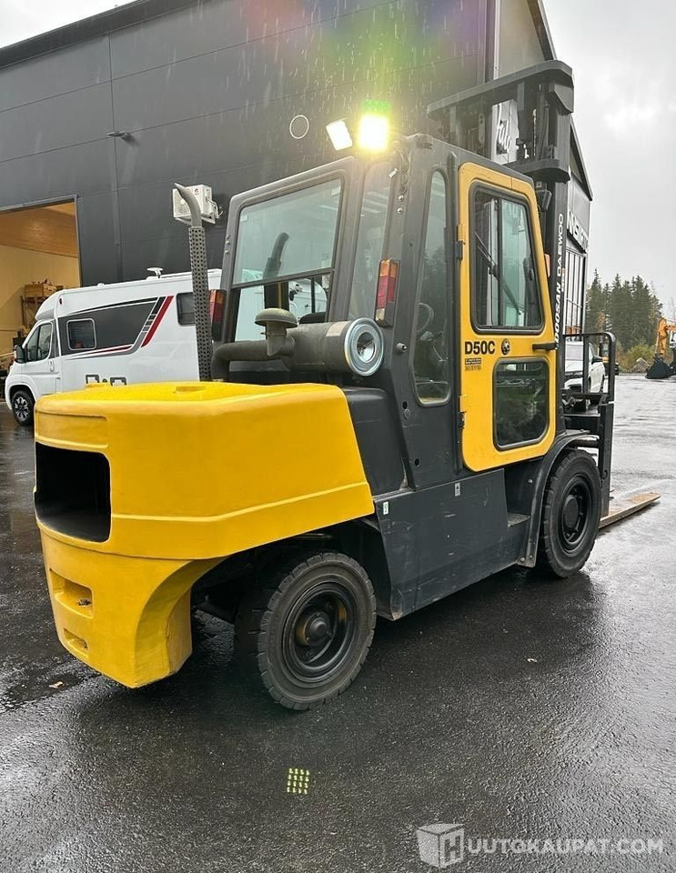 Doosan Daewoo D50-C2, 2007, 4 900 h dieseltrukki, Lempäälä - Građevinska mašina: slika 2 Doosan Daewoo D50-C2, 2007, 4 900 h dieseltrukki, Lempäälä - Građevinska mašina: slika 2