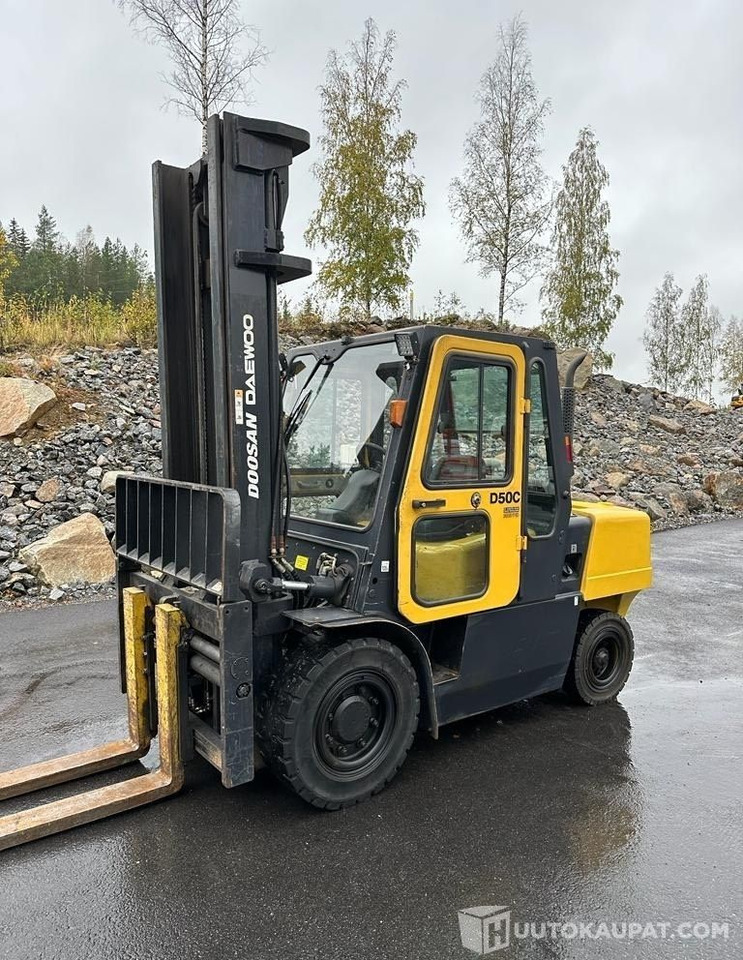 Doosan Daewoo D50-C2, 2007, 4 900 h dieseltrukki, Lempäälä - Građevinska mašina: slika 1 Doosan Daewoo D50-C2, 2007, 4 900 h dieseltrukki, Lempäälä - Građevinska mašina: slika 1