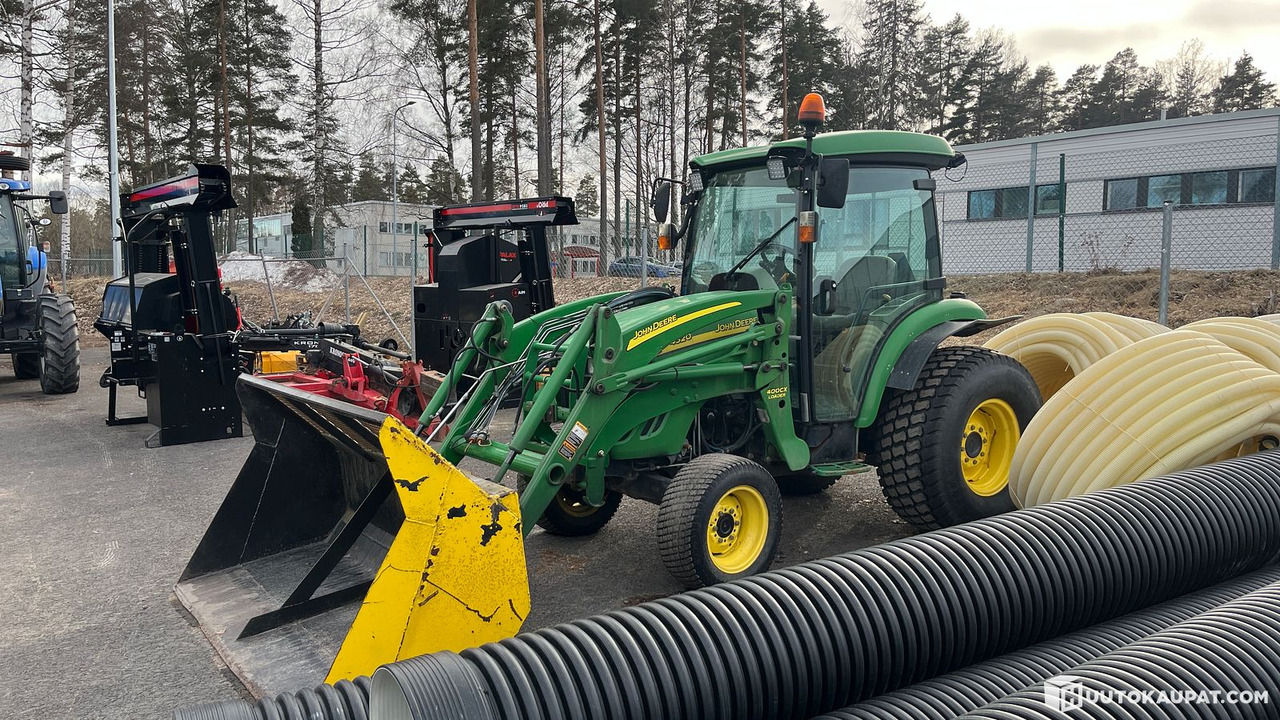 John Deere 4520, 2009, tractor, Porvoo - Traktor: slika 4 John Deere 4520, 2009, tractor, Porvoo - Traktor: slika 4