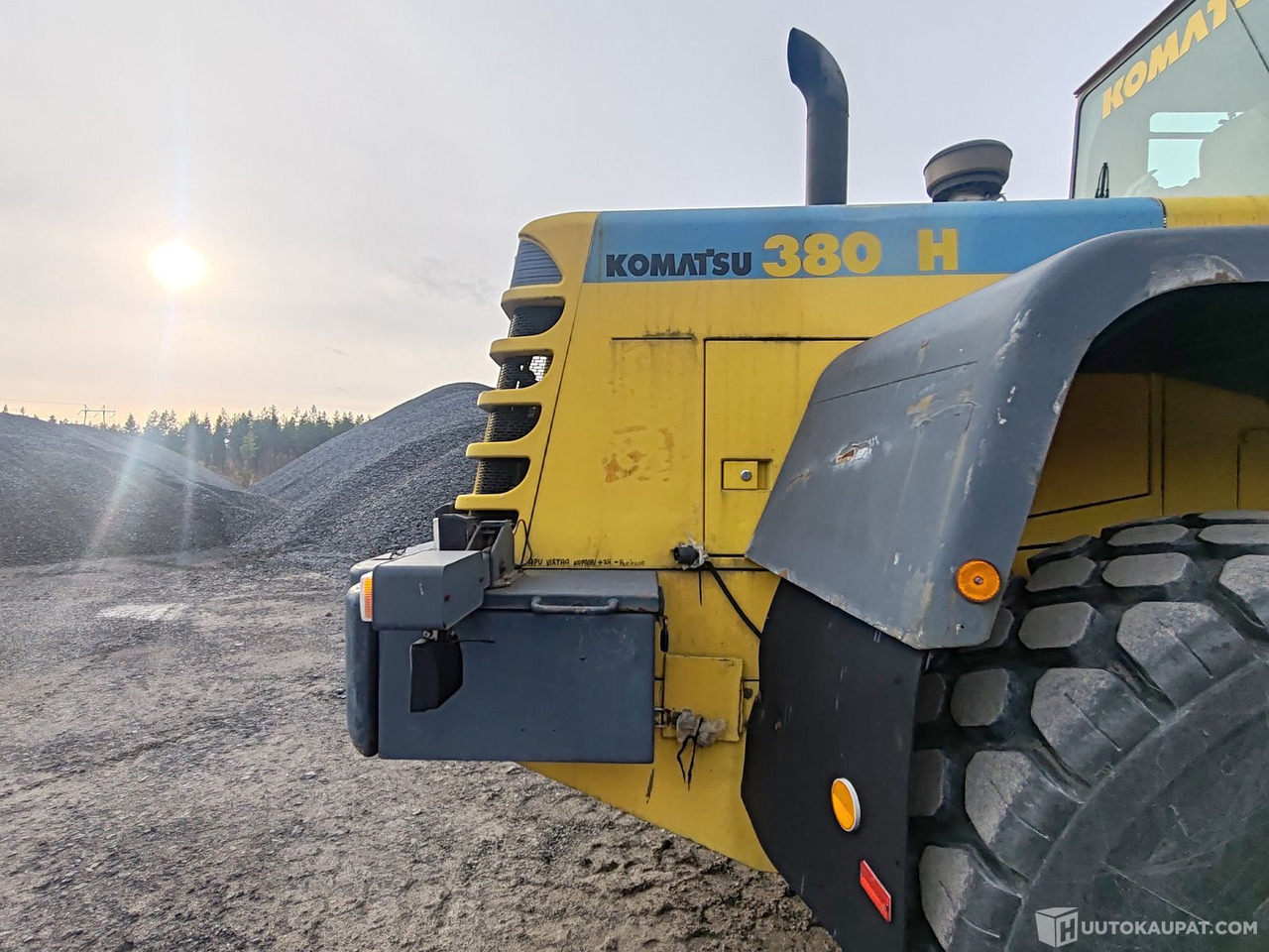 Utovarivač točkaš Komatsu WA380-3H pyöräkuormaaja, 1995, Alajärvi: slika 15 Utovarivač točkaš Komatsu WA380-3H pyöräkuormaaja, 1995, Alajärvi: slika 15