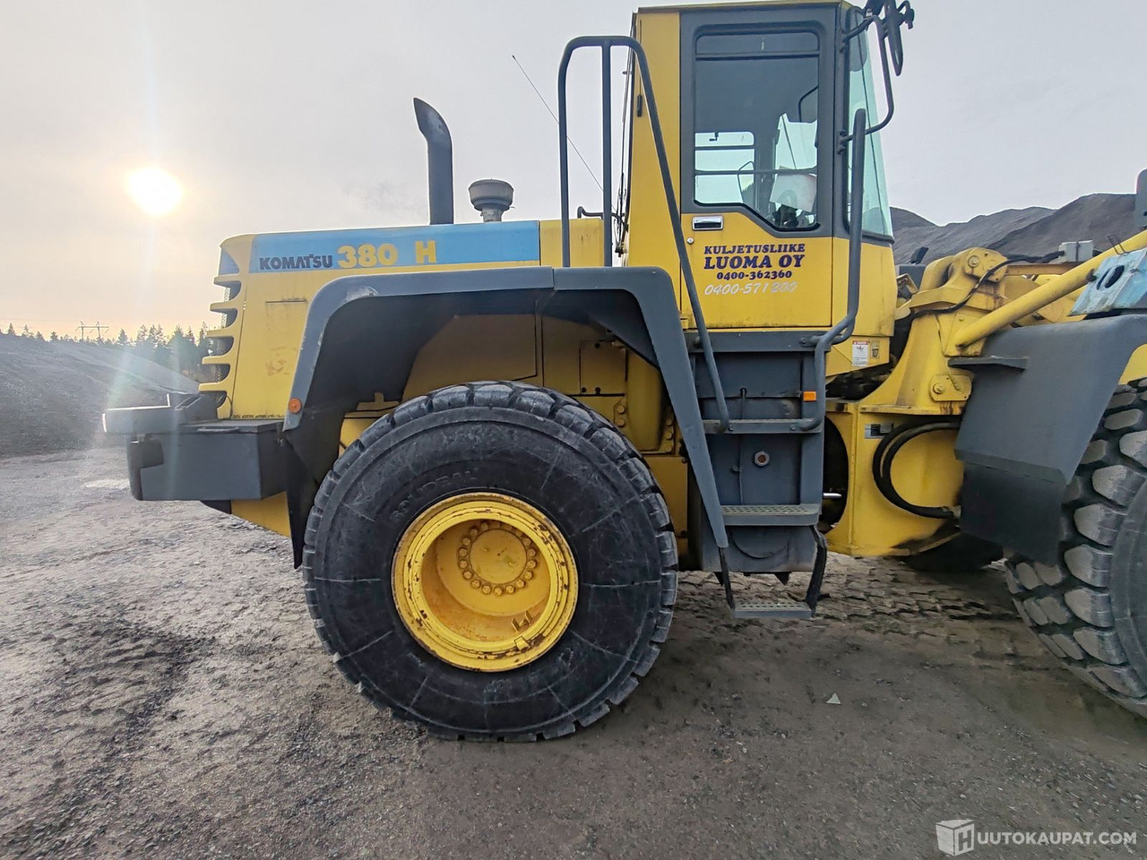 Utovarivač točkaš Komatsu WA380-3H pyöräkuormaaja, 1995, Alajärvi: slika 17 Utovarivač točkaš Komatsu WA380-3H pyöräkuormaaja, 1995, Alajärvi: slika 17