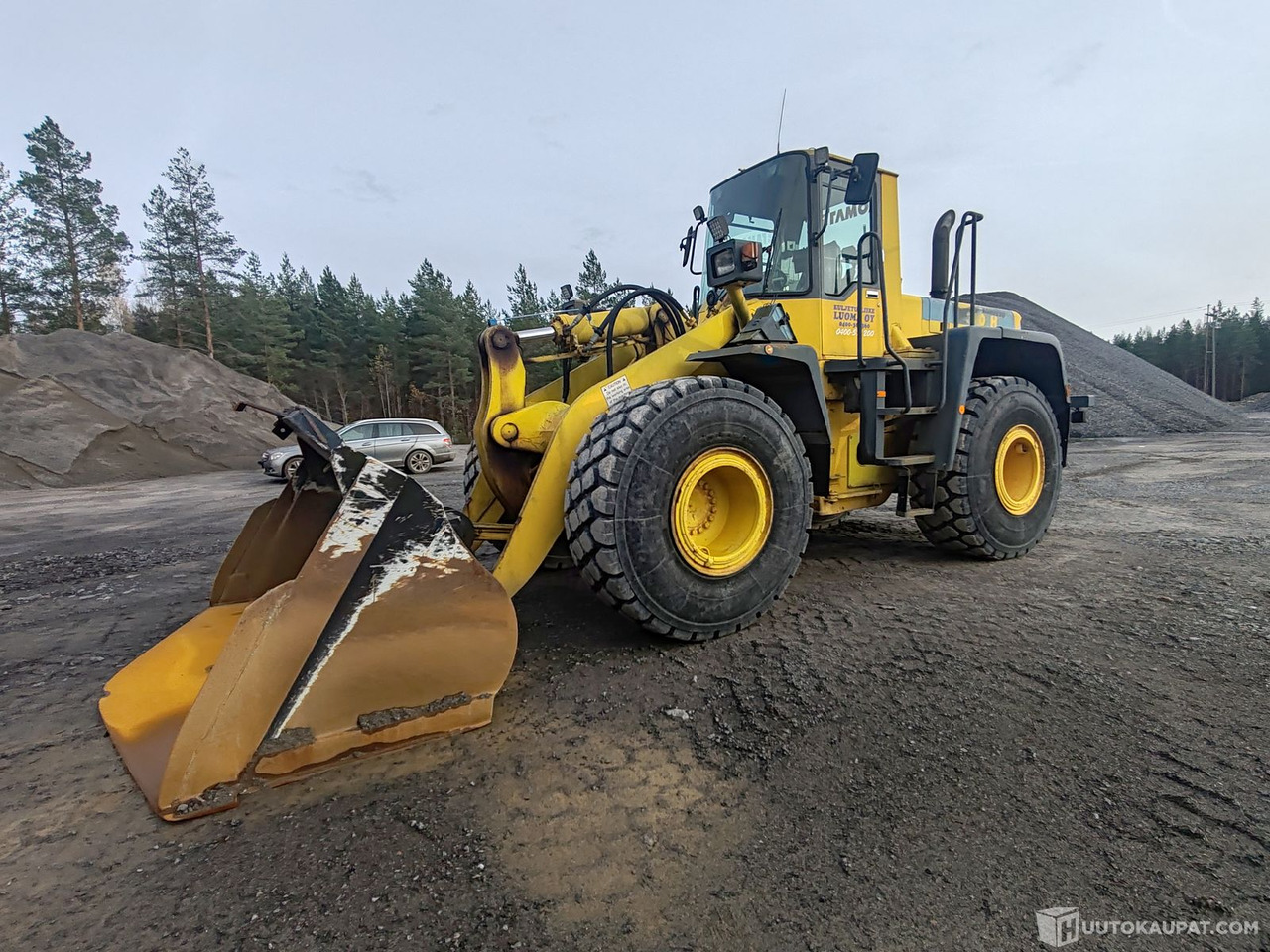 Utovarivač točkaš Komatsu WA380-3H pyöräkuormaaja, 1995, Alajärvi: slika 7 Utovarivač točkaš Komatsu WA380-3H pyöräkuormaaja, 1995, Alajärvi: slika 7