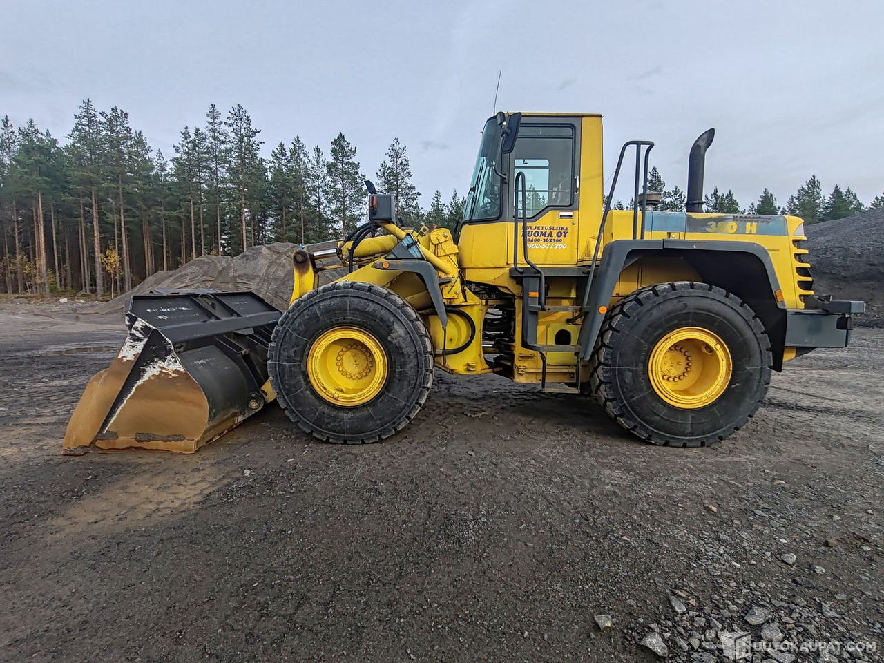 Utovarivač točkaš Komatsu WA380-3H pyöräkuormaaja, 1995, Alajärvi: slika 8 Utovarivač točkaš Komatsu WA380-3H pyöräkuormaaja, 1995, Alajärvi: slika 8