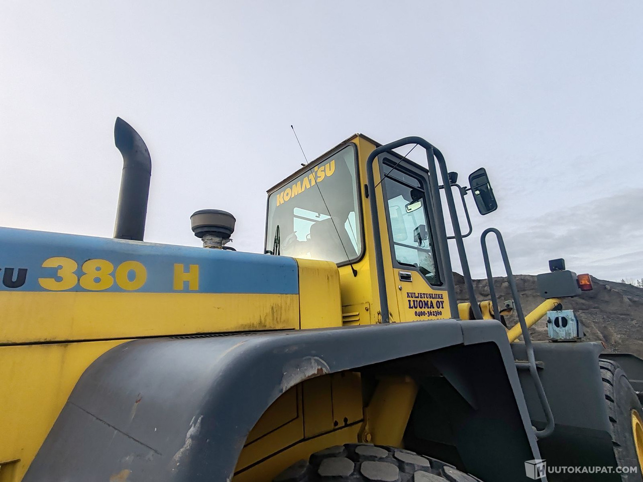 Utovarivač točkaš Komatsu WA380-3H pyöräkuormaaja, 1995, Alajärvi: slika 16 Utovarivač točkaš Komatsu WA380-3H pyöräkuormaaja, 1995, Alajärvi: slika 16