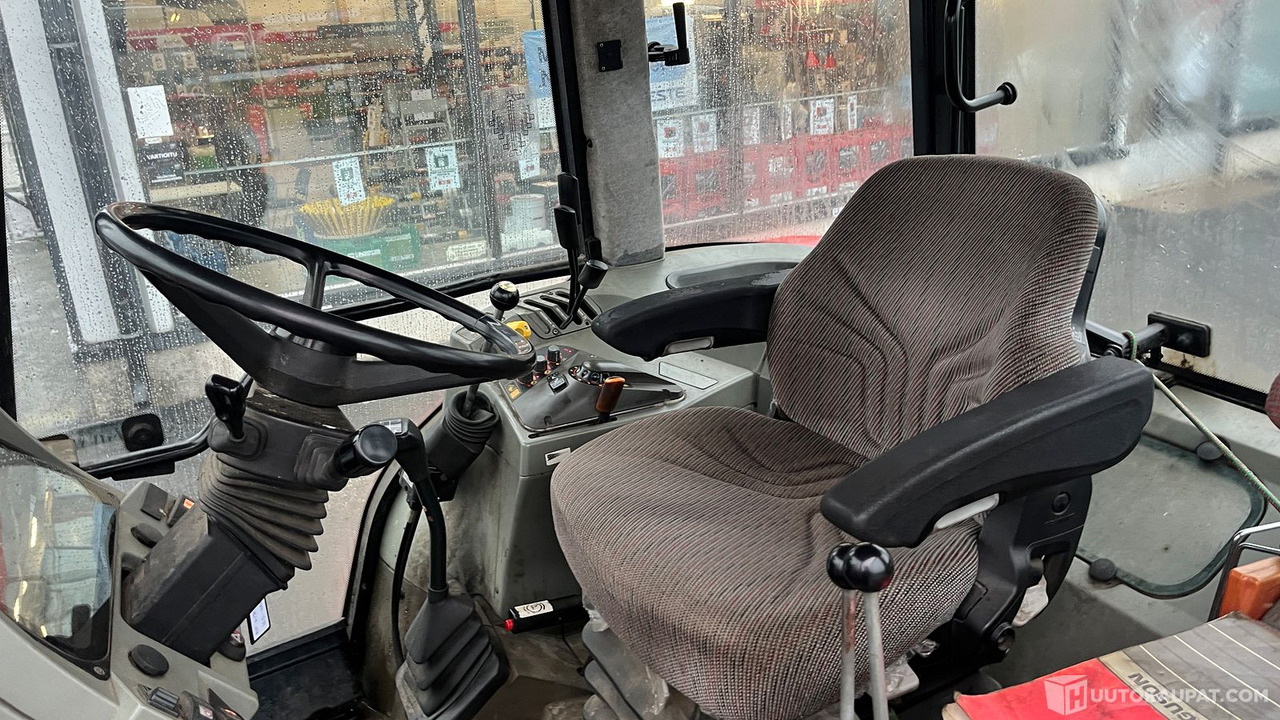 Traktor Massey Ferguson 6180, 1998, MTK25, Mikkeli: slika 20 Traktor Massey Ferguson 6180, 1998, MTK25, Mikkeli: slika 20