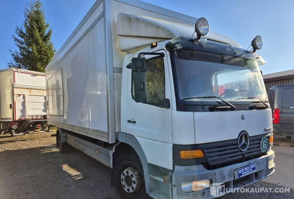 Mercedes-Benz Atego 1223 umpikori+pl nostin, 2003, 323 000 km, Forssa - Kamion sa zatvorenim sandukom: slika 2 Mercedes-Benz Atego 1223 umpikori+pl nostin, 2003, 323 000 km, Forssa - Kamion sa zatvorenim sandukom: slika 2