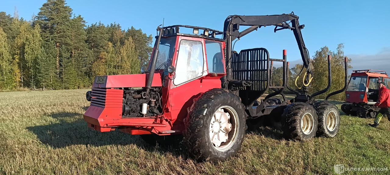 Valmet 702, 1975 Pien Metsäkone, Leppävirta - Šumarska oprema: slika 2 Valmet 702, 1975 Pien Metsäkone, Leppävirta - Šumarska oprema: slika 2
