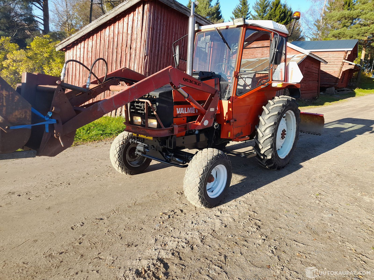 Traktori Valmet 504 1984 etukuormaajalla. Katso videot! MTK25, Forssa - Traktor: slika 4 Traktori Valmet 504 1984 etukuormaajalla. Katso videot! MTK25, Forssa - Traktor: slika 4