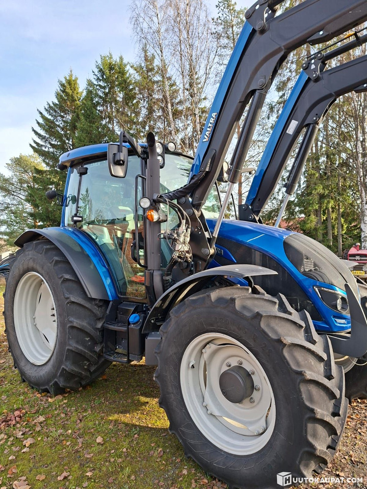 Valtra A134 with front loader, model year 2019, Kurikka - Traktor: slika 1 Valtra A134 with front loader, model year 2019, Kurikka - Traktor: slika 1