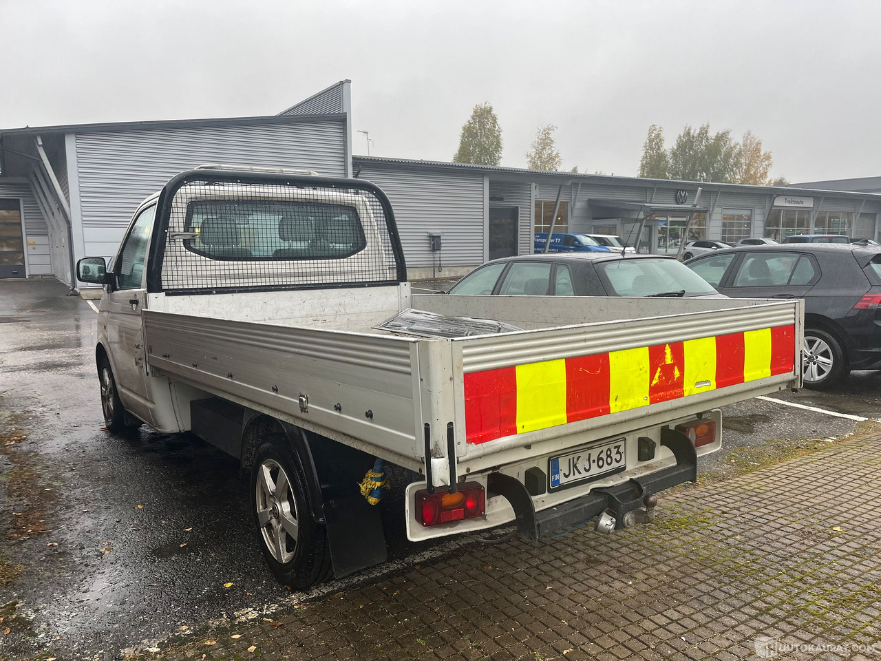Volkswagen Transporter, lava-auto, 2007, korjattavaksi, Salo - Dostavno vozilo s ravnom platformom: slika 5 Volkswagen Transporter, lava-auto, 2007, korjattavaksi, Salo - Dostavno vozilo s ravnom platformom: slika 5