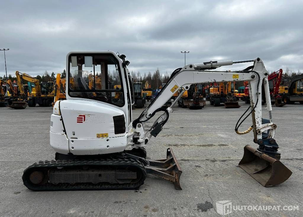 Volvo ECR 38 / Kallistuvaliitin, Uudet telat!, 2012, 3 245 h Kaivinkone, Ilmajoki - Mini bager: slika 2 Volvo ECR 38 / Kallistuvaliitin, Uudet telat!, 2012, 3 245 h Kaivinkone, Ilmajoki - Mini bager: slika 2