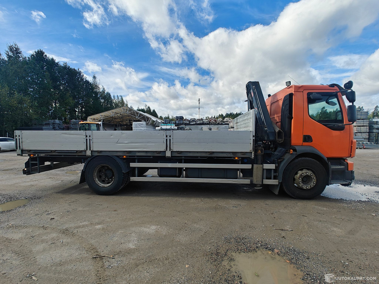 Volvo FLH 42 RD, 2011, Tuusula - Kamion sa tovarnim sandukom, Kamion sa dizalicom: slika 3 Volvo FLH 42 RD, 2011, Tuusula - Kamion sa tovarnim sandukom, Kamion sa dizalicom: slika 3