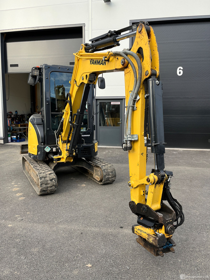 Yanmar Vio33 engconilla ja 5 työlaitetta, vm.21/22, Tampere - Mini bager: slika 5 Yanmar Vio33 engconilla ja 5 työlaitetta, vm.21/22, Tampere - Mini bager: slika 5