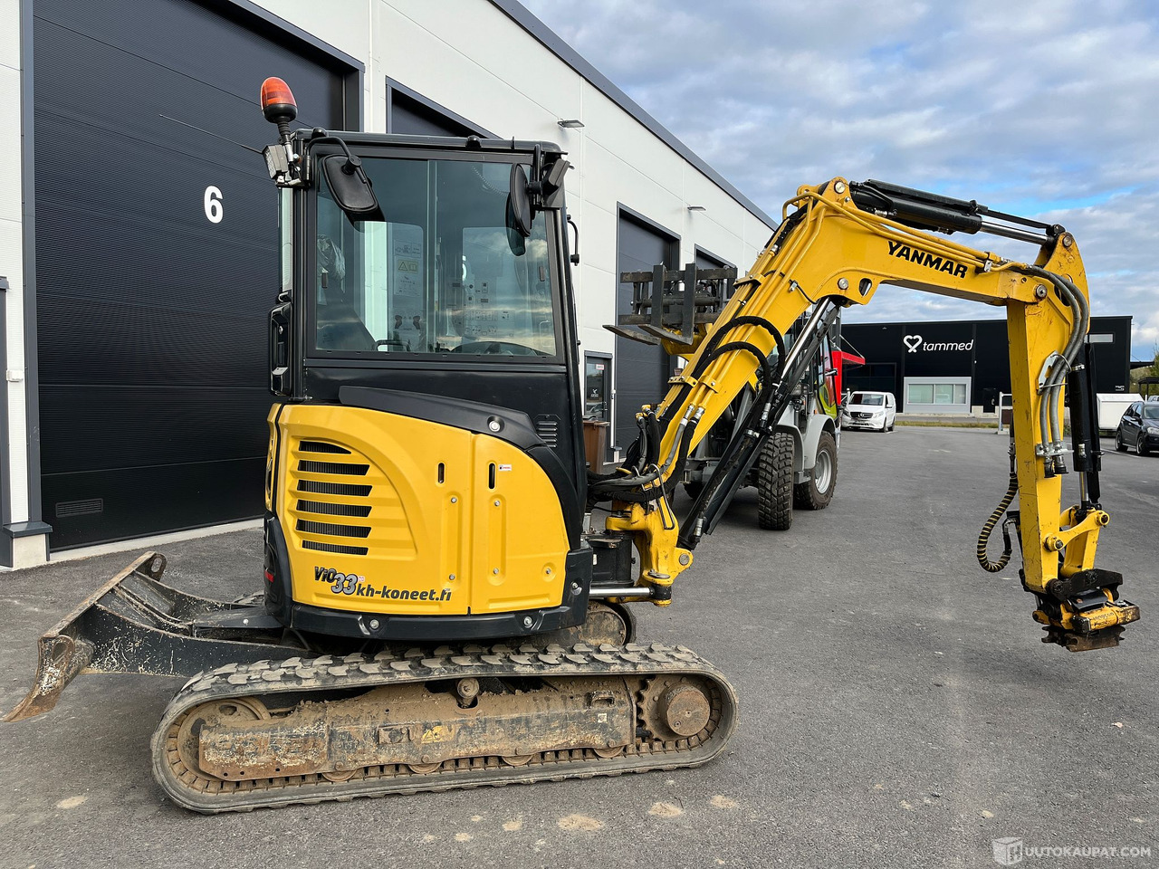 Yanmar Vio33 engconilla ja 5 työlaitetta, vm.21/22, Tampere - Mini bager: slika 2 Yanmar Vio33 engconilla ja 5 työlaitetta, vm.21/22, Tampere - Mini bager: slika 2