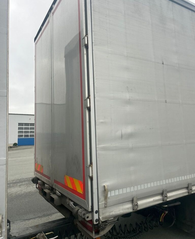 MAN MAN Kotschenreuther TGX 26.460 XXL TANDEM 2017 COMPLETT RETARDER from Germany SAF TGX 26.460 XXL TANDEM 2017 COMPLETT RETARDER from Germany SAF - Kamion sa ceradom: slika 5 MAN MAN Kotschenreuther TGX 26.460 XXL TANDEM 2017 COMPLETT RETARDER from Germany SAF TGX 26.460 XXL TANDEM 2017 COMPLETT RETARDER from Germany SAF - Kamion sa ceradom: slika 5