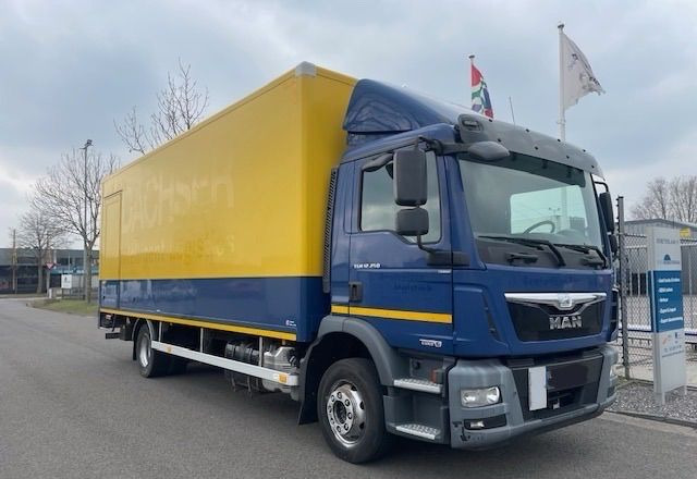 MAN TGM TGL 12.250 z Holandii KLIMA 7.2m AUTOMAT WINDA TOP CENA euro 6 nauka jazdy ESP ASR - Kamion sa zatvorenim sandukom: slika 1 MAN TGM TGL 12.250 z Holandii KLIMA 7.2m AUTOMAT WINDA TOP CENA euro 6 nauka jazdy ESP ASR - Kamion sa zatvorenim sandukom: slika 1