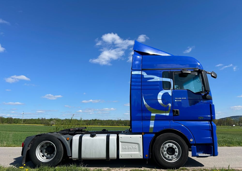MAN TGX 18.440 SUPER STAN !! Po gruntownym serwisie OKAZJA STANDARD TOP TOP TOP - Tegljač: slika 5 MAN TGX 18.440 SUPER STAN !! Po gruntownym serwisie OKAZJA STANDARD TOP TOP TOP - Tegljač: slika 5