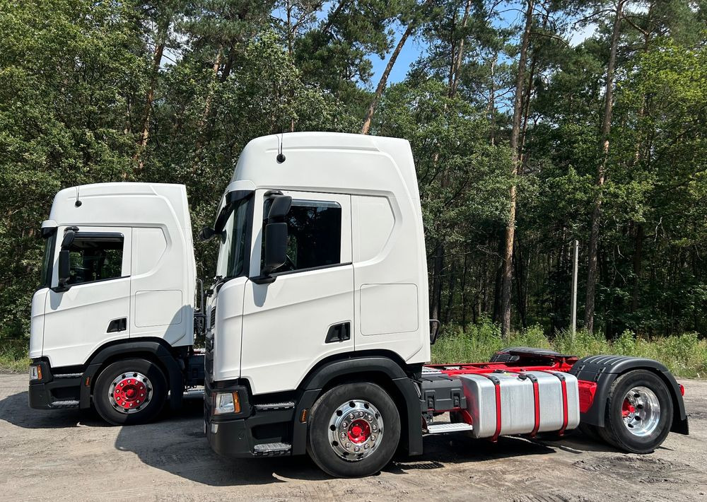 Scania R450 NAUKA JAZDY RETARDER STANDARD 7300kg / DOBRA POD WYWROTKĘ / KLIMA POSTOJOWA z Niemiec HYDRAULIKA - Tegljač: slika 3 Scania R450 NAUKA JAZDY RETARDER STANDARD 7300kg / DOBRA POD WYWROTKĘ / KLIMA POSTOJOWA z Niemiec HYDRAULIKA - Tegljač: slika 3