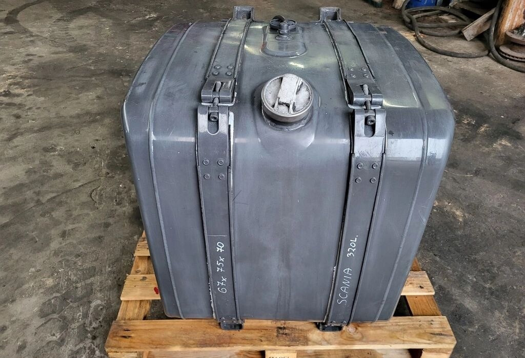 Scania 320L 1888934 Scania 320L 1888934 truck - Rezervoar za gorivo za Kamion: slika 4 Scania 320L 1888934 Scania 320L 1888934 truck - Rezervoar za gorivo za Kamion: slika 4